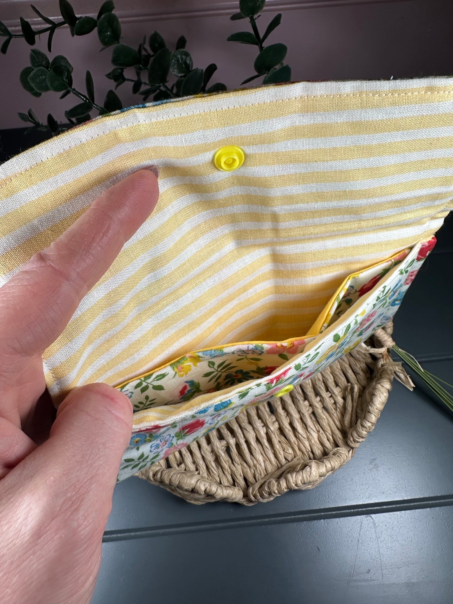 Summer vibes quilted fabric wallet