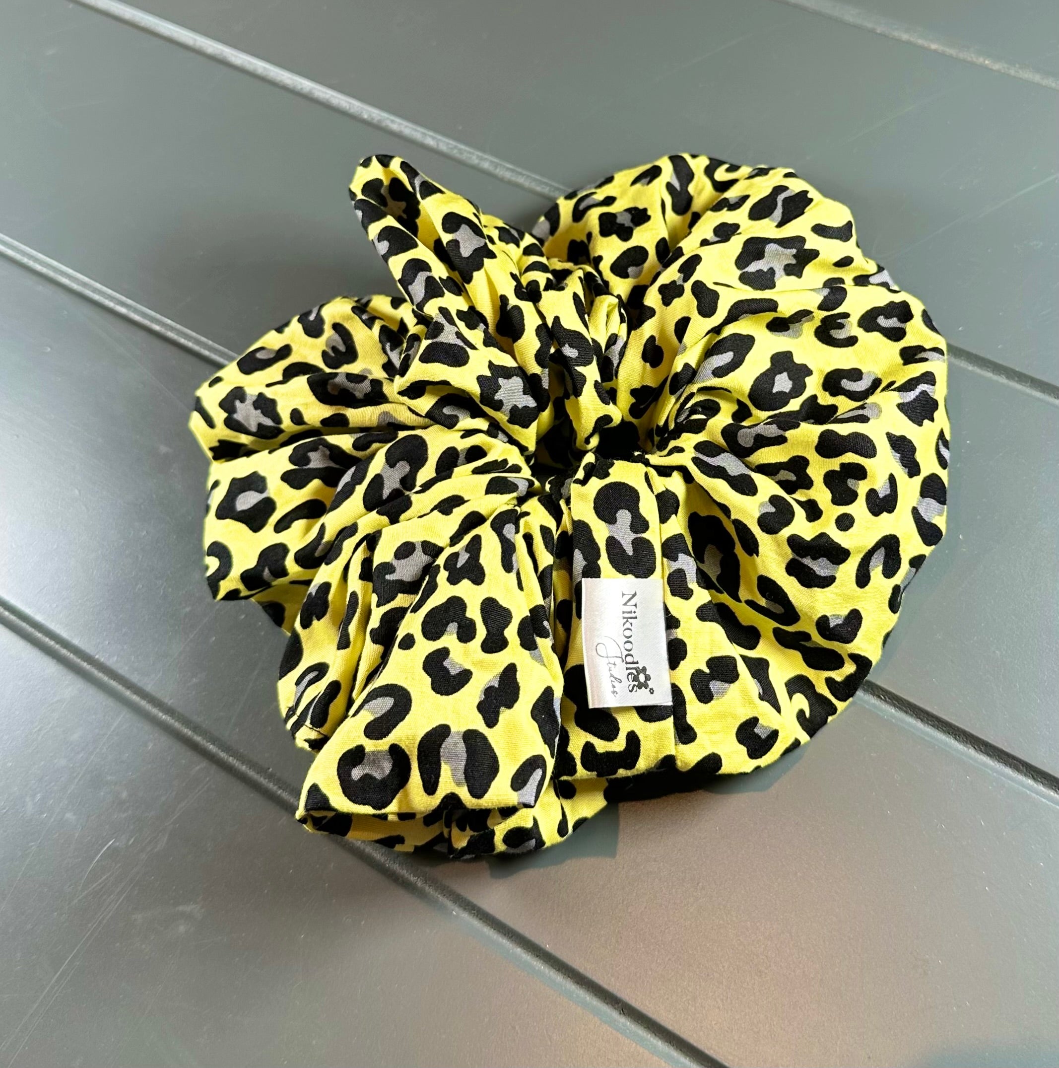 Yellow leopard XL