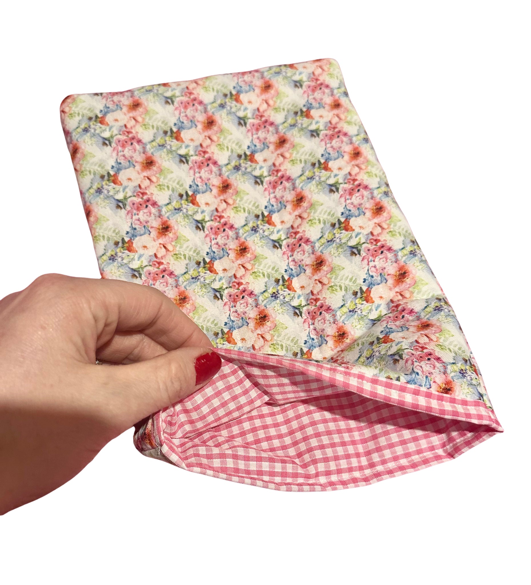 Pink and blue floral quilted book sleeve