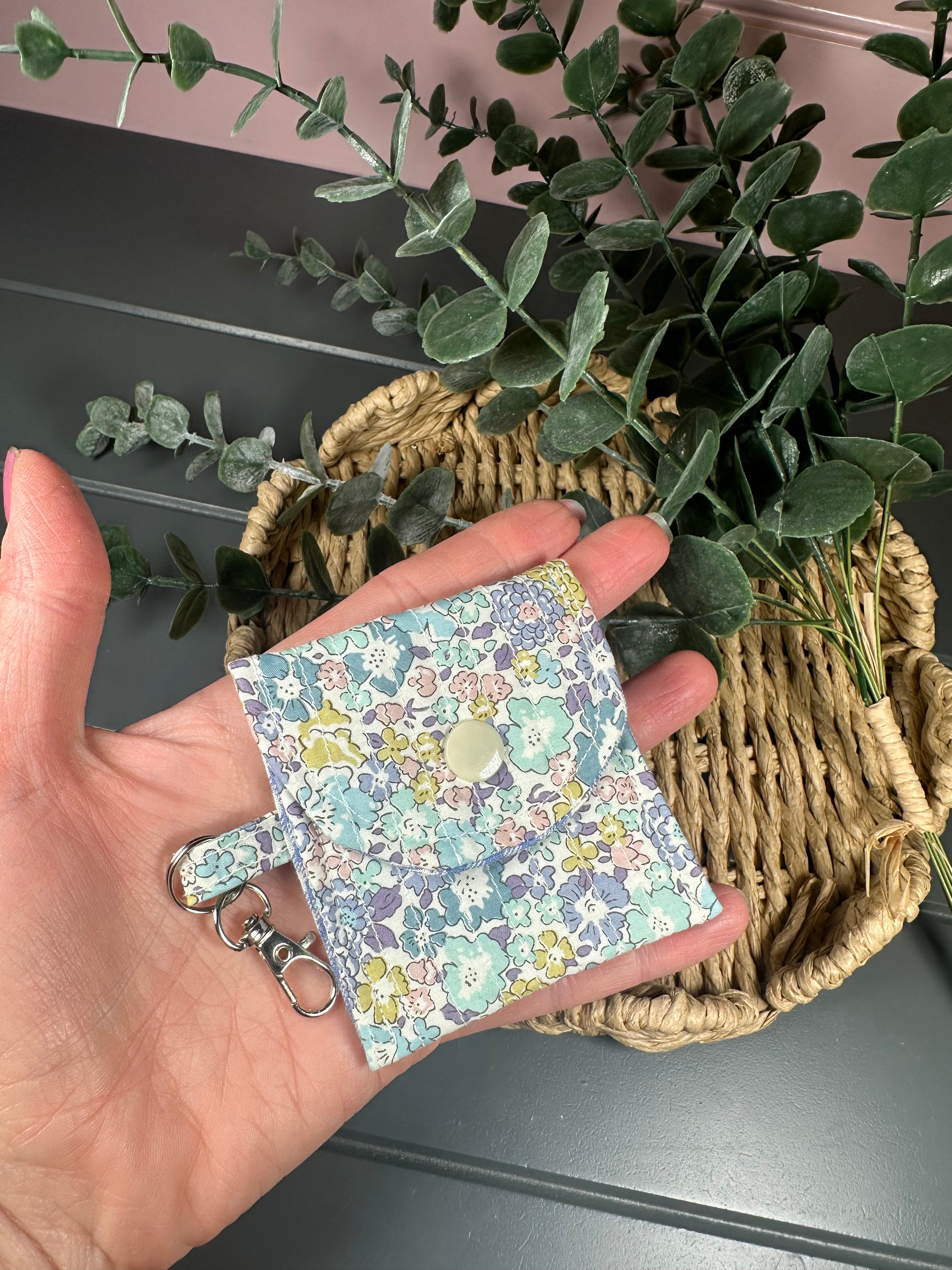 Blue floral quilted airpod case