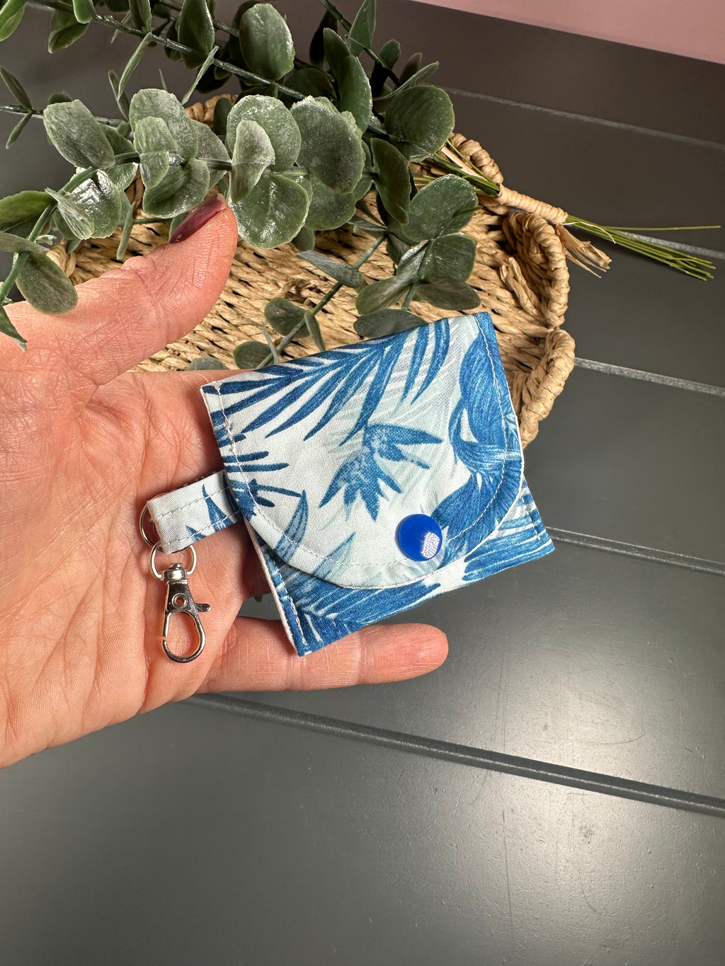 Blue leaves airpod case