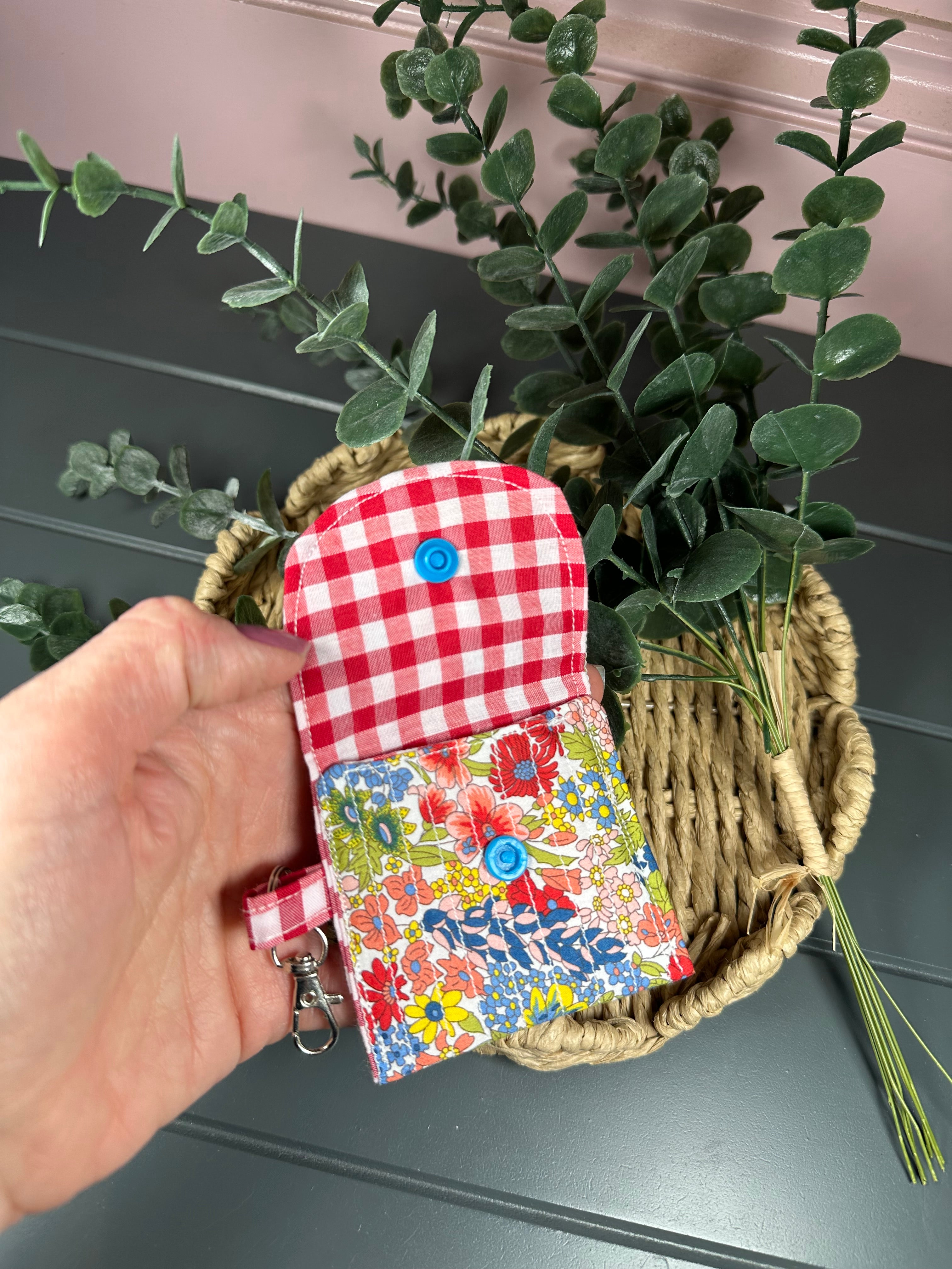 Red floral quilted airpod case